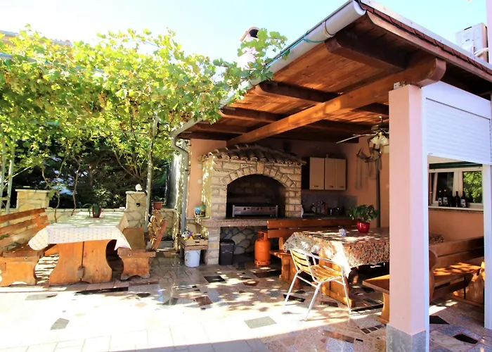 דירה In Mit Eigenem Balkon By Interhome באסקה