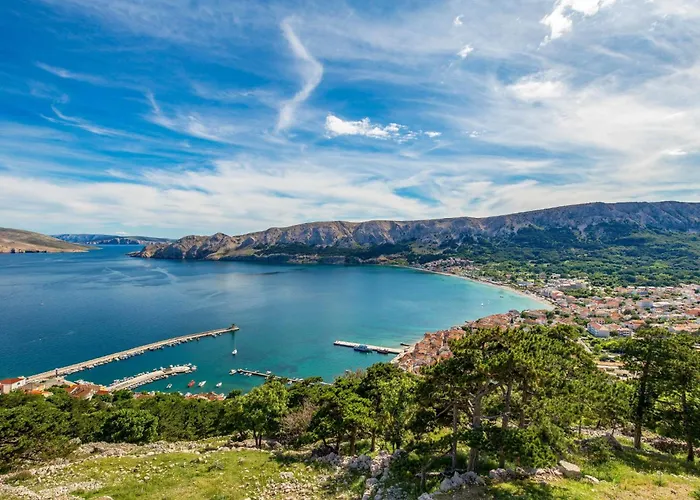 In Mit Eigenem Balkon By Interhome